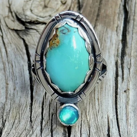 Natural Gemstone & Vintage Fine Jewelry - Picture 13 of 16